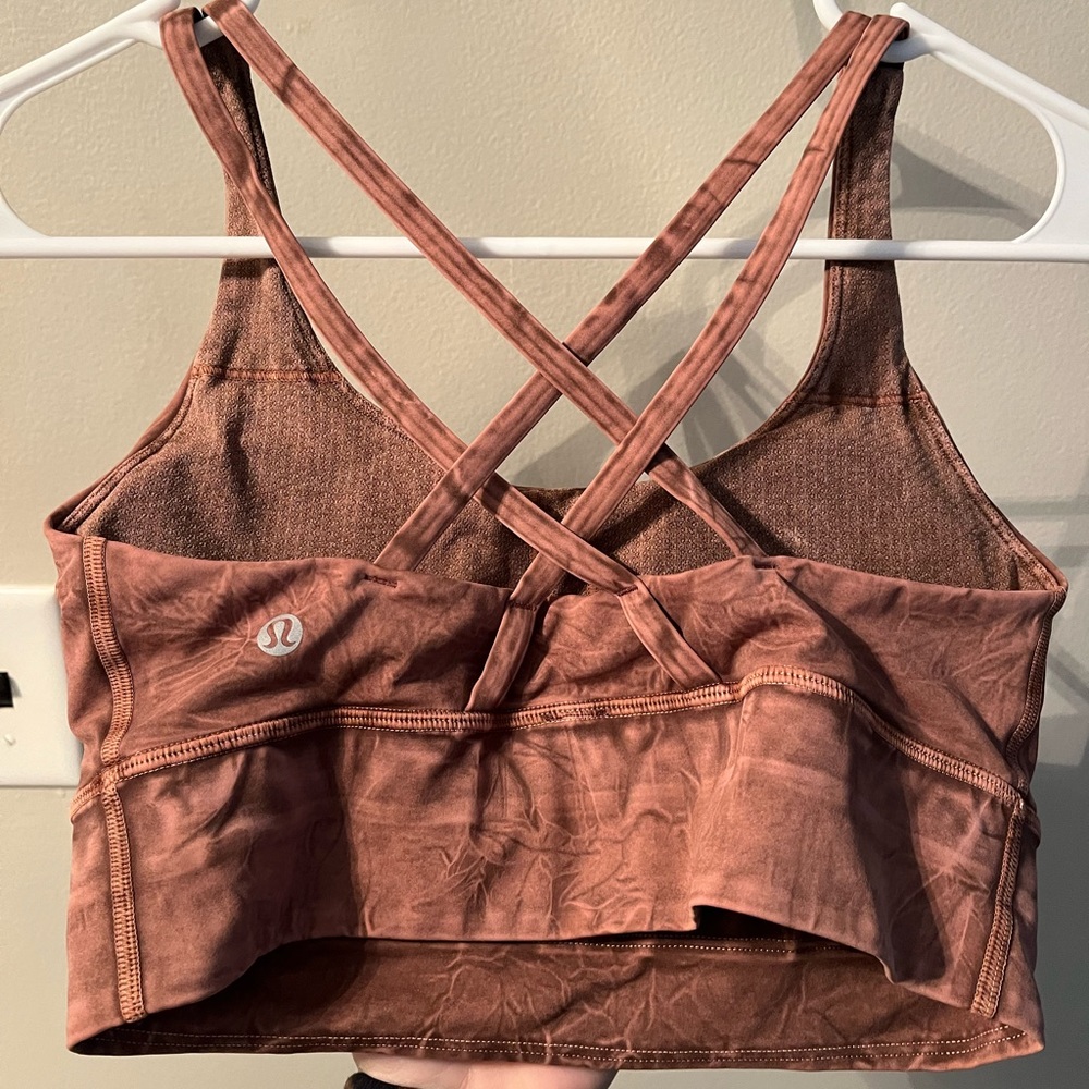 Lululemon sports bra